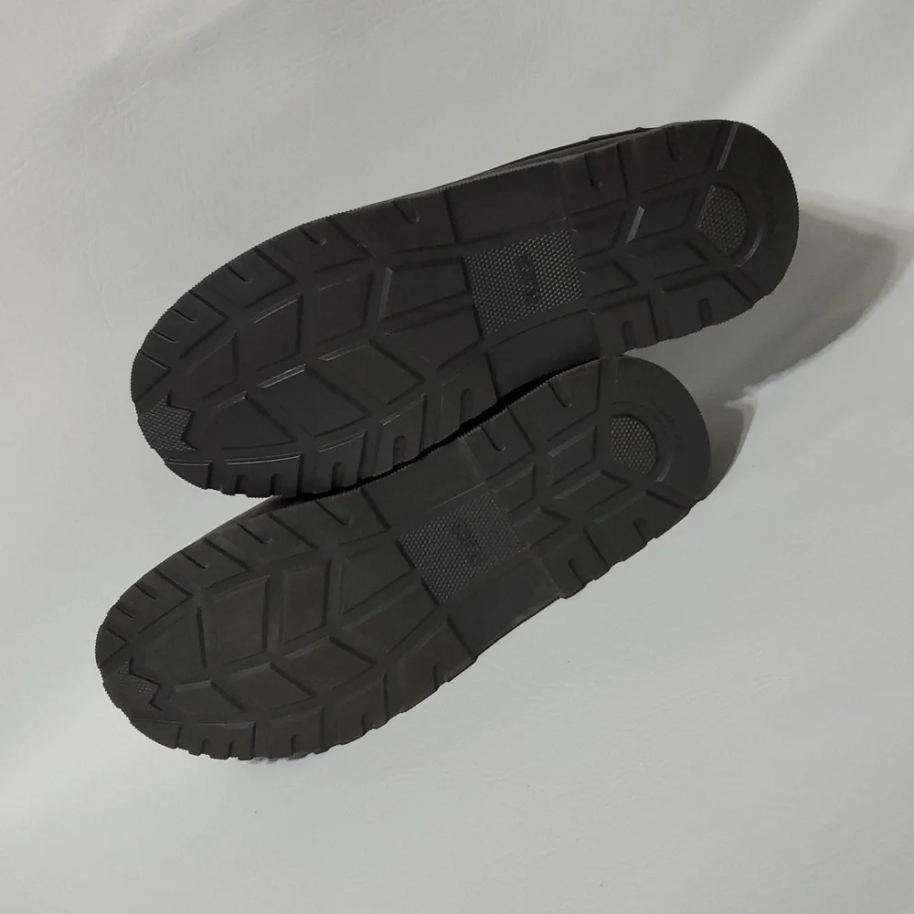 Childrens Place Brown Loafers Hook and Loop Shoes Boys Size 4